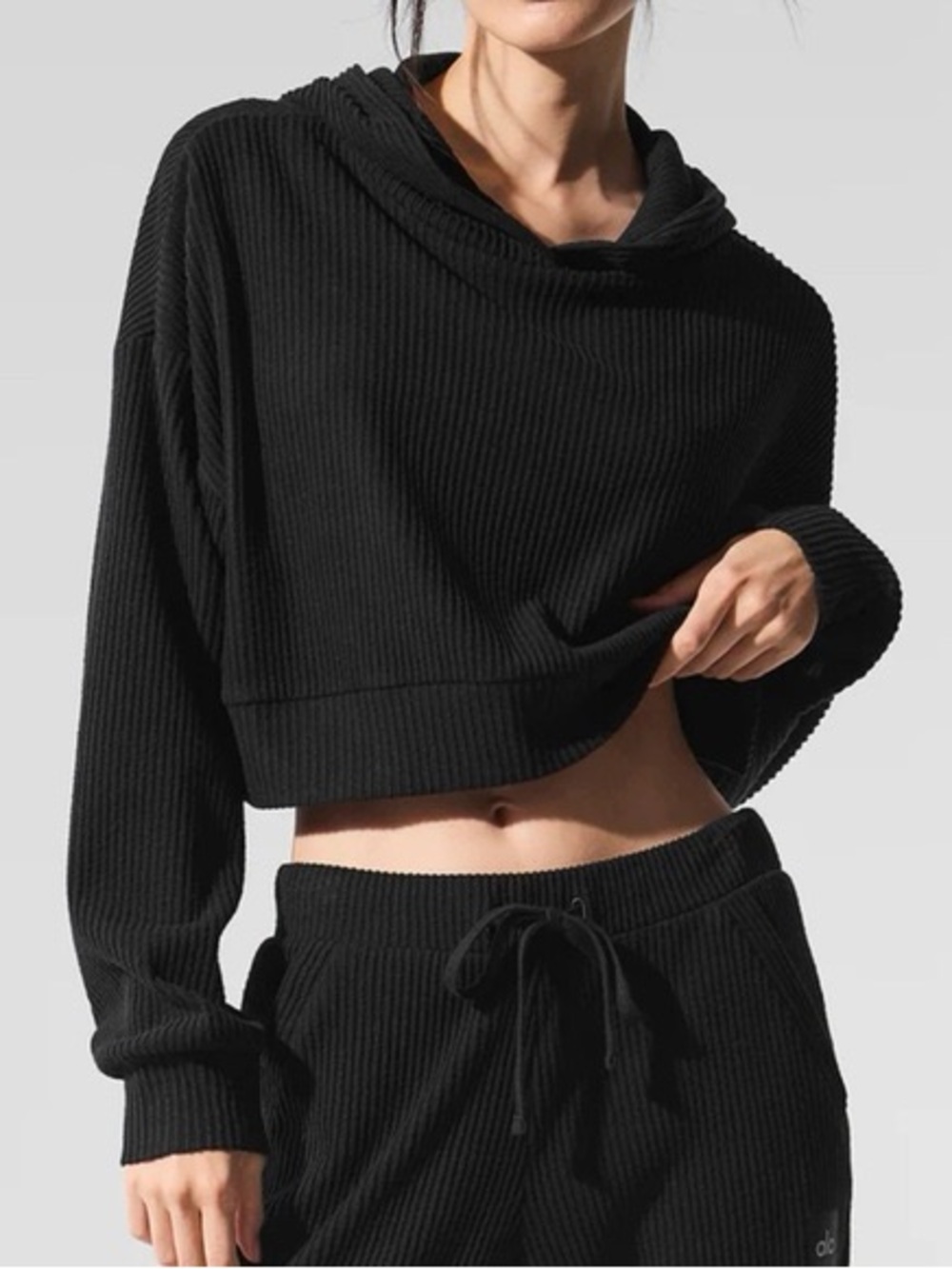 ALO Yoga Black Muse Ribbed Cropped Hoodie Sweater - Women